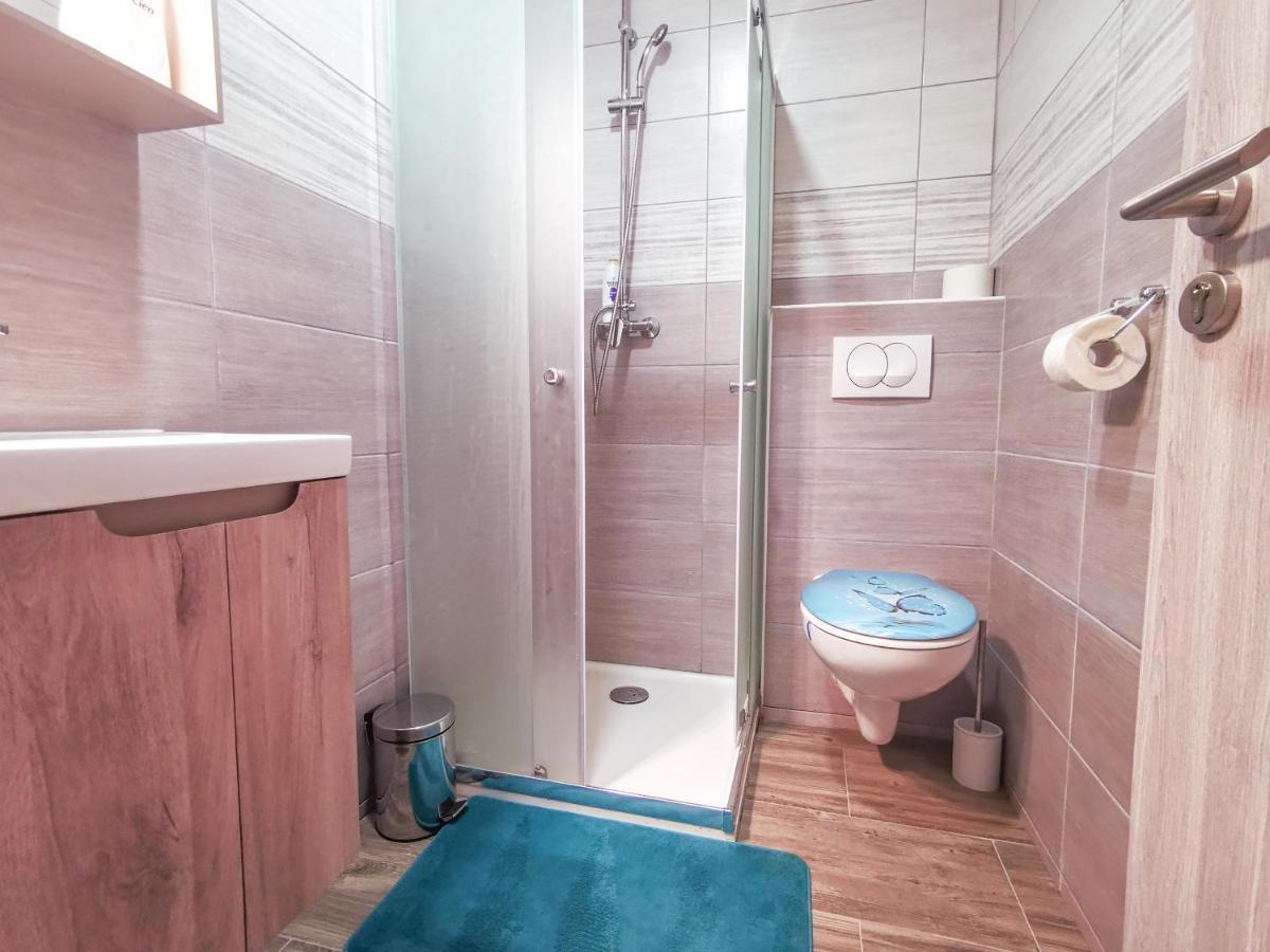 Villa Dijana Gračac Esterno foto